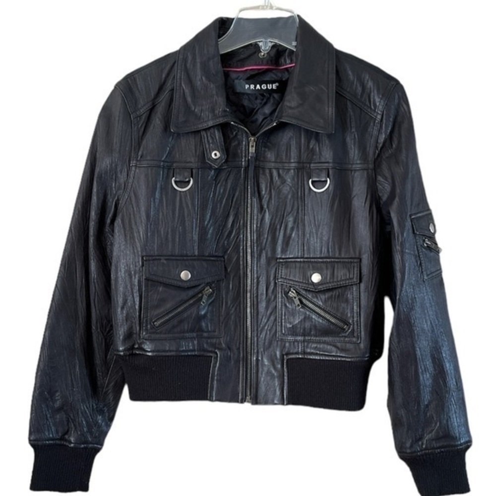 Prague Leather Coat Zipper Up with a Removable Sherpa Collar Size Large Pockets